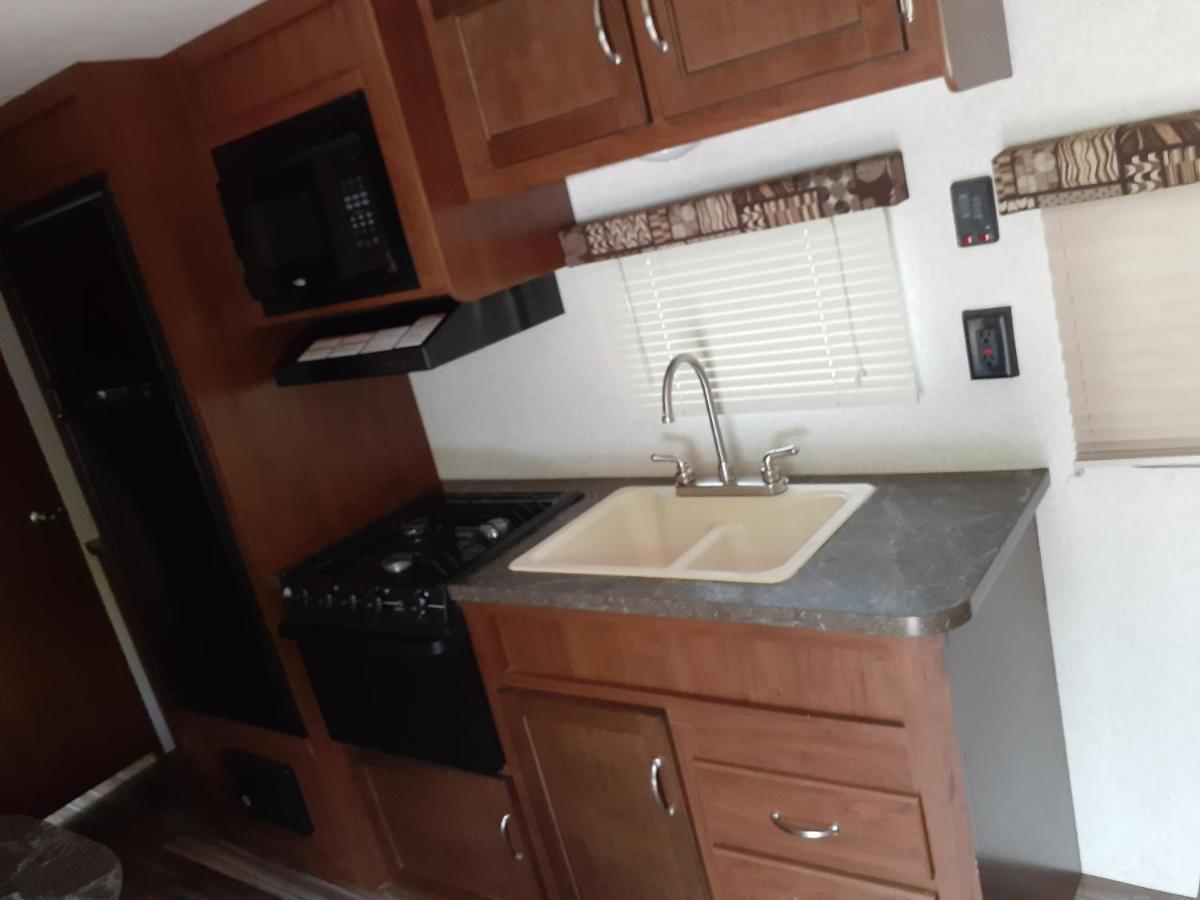 2017 Camper Located At The St. George Rv Park! 호텔 외부 사진